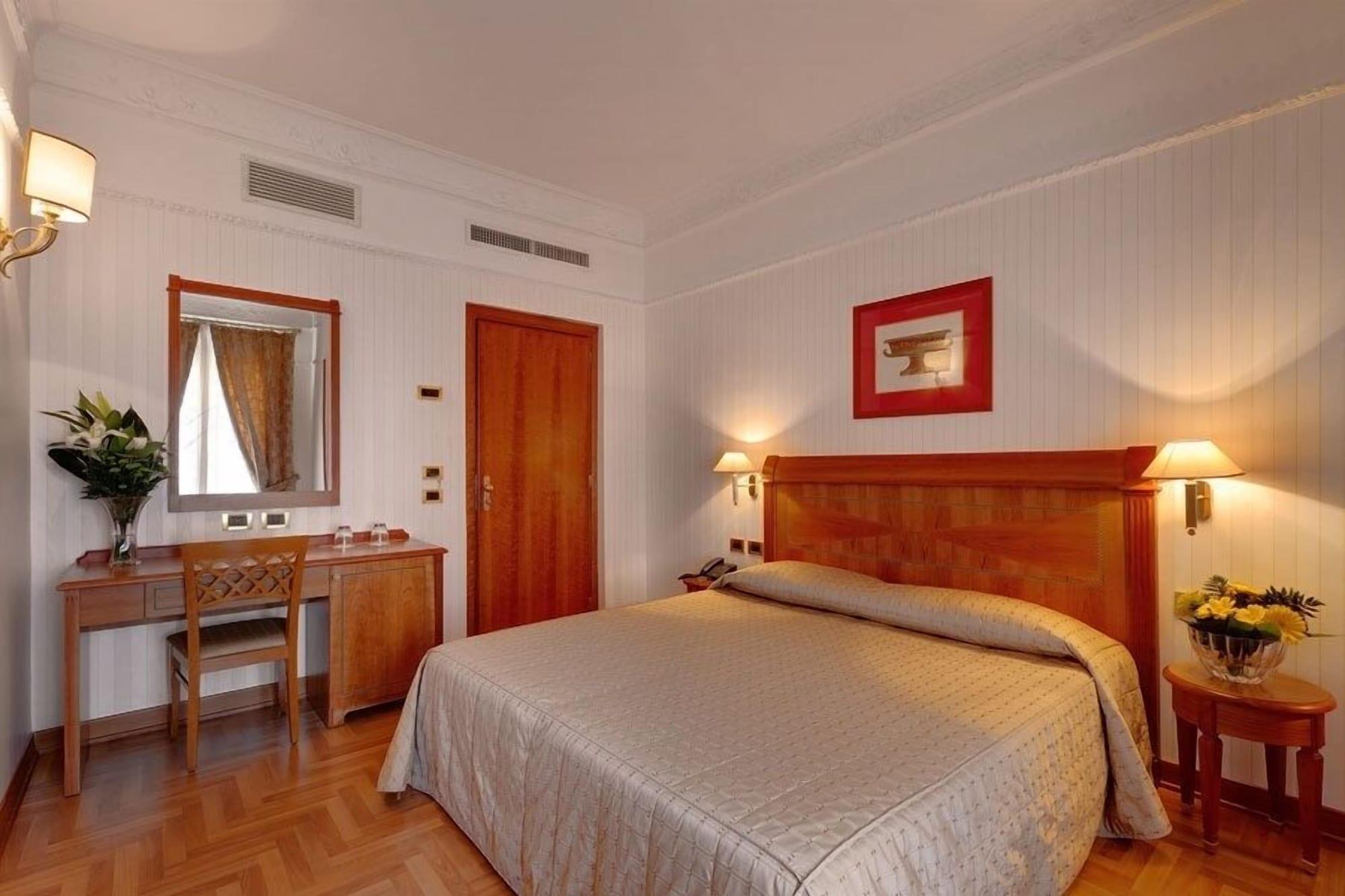 Готель Residenza Romacentro Екстер'єр фото
