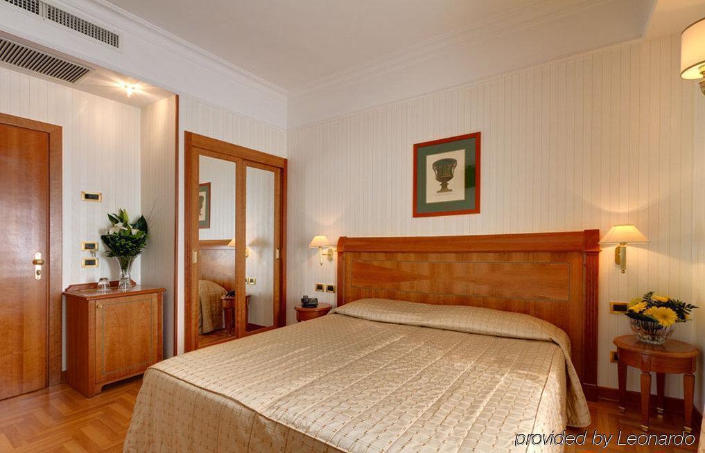 Готель Residenza Romacentro Екстер'єр фото